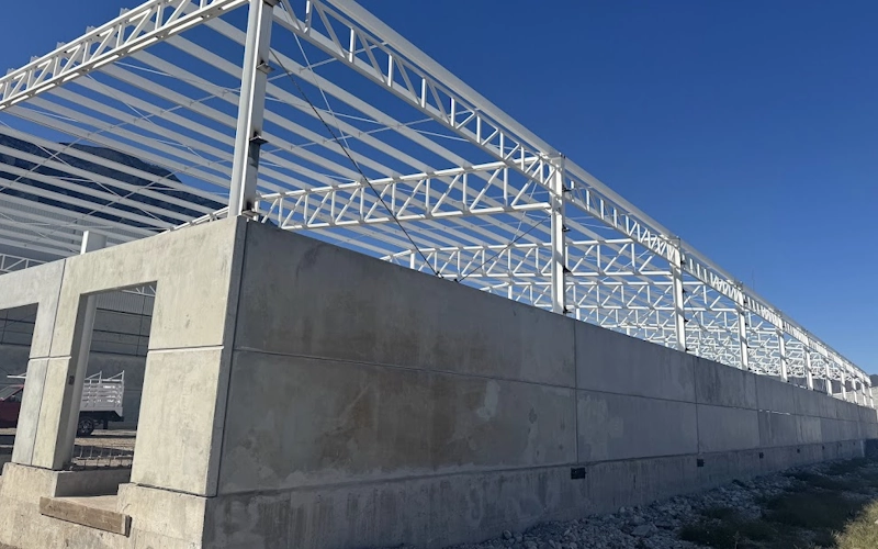 Muro Precolado en obra — vista 5