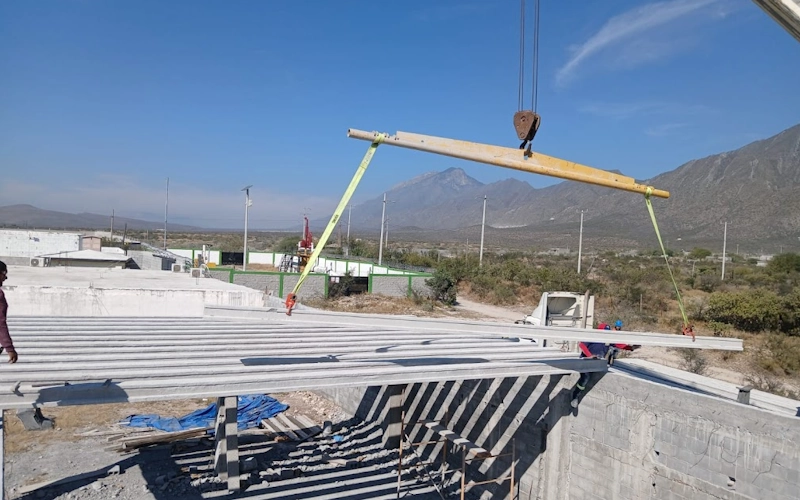 Vigueta Tubular en obra — vista 2