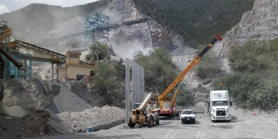 Pedrera Abasolo con losa alveolar y muros Velosa